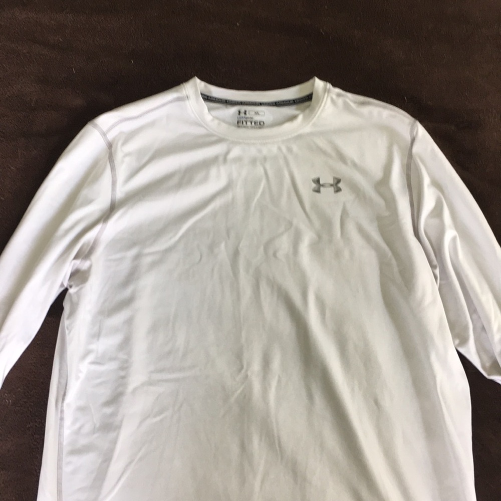 Under armour fitted cold gear long sleeve shirt